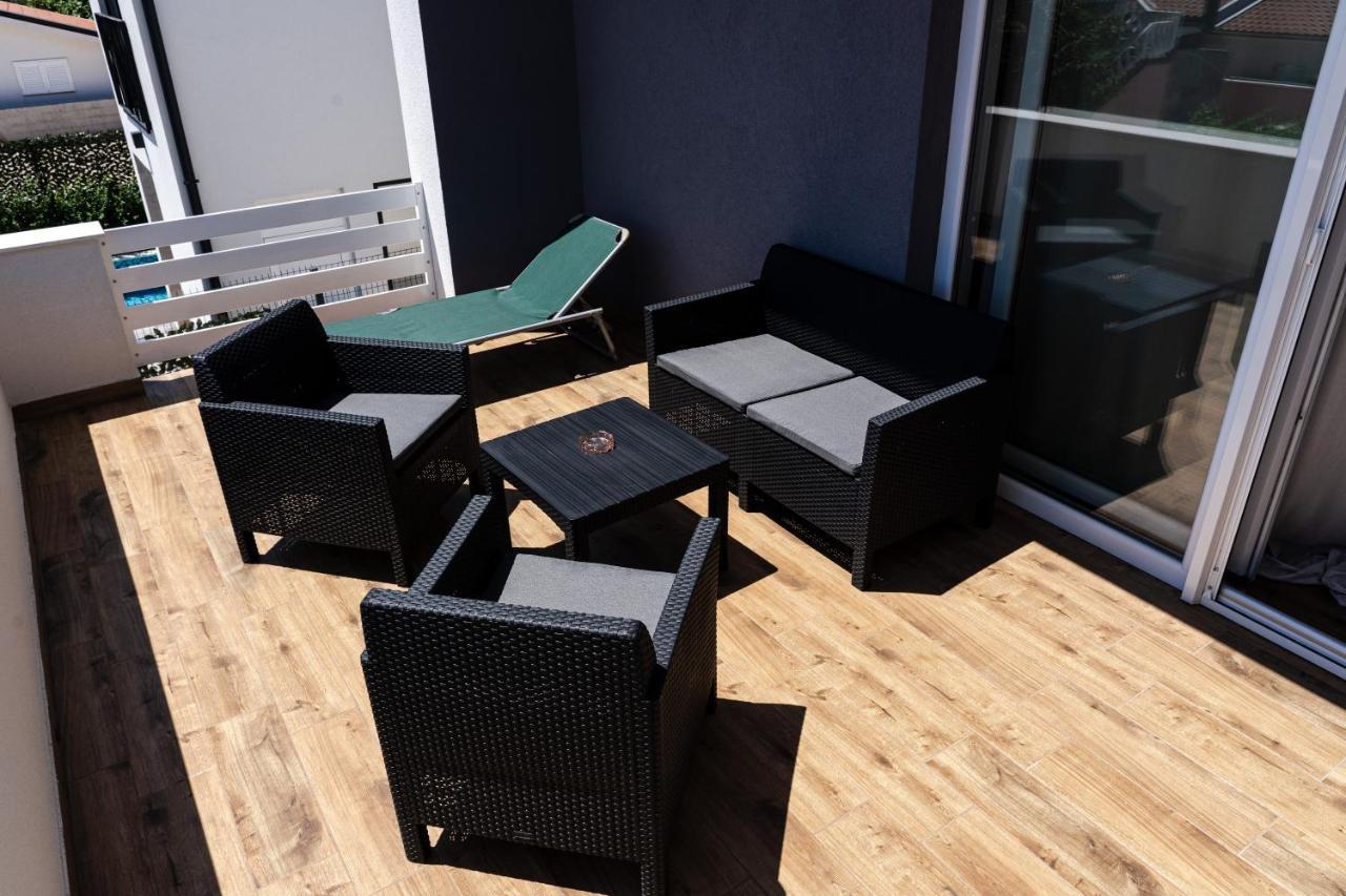 Station 22 - Brand New Apartment With A Terrace And Private Parking Vir Eksteriør bilde