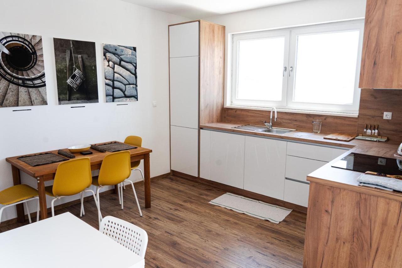 Station 22 - Brand New Apartment With A Terrace And Private Parking Vir Eksteriør bilde