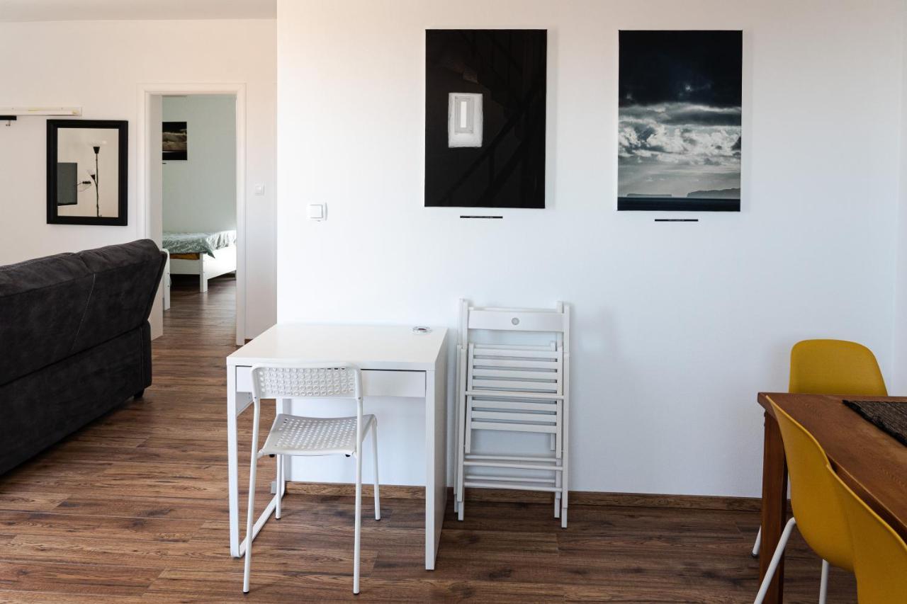 Station 22 - Brand New Apartment With A Terrace And Private Parking Vir Eksteriør bilde