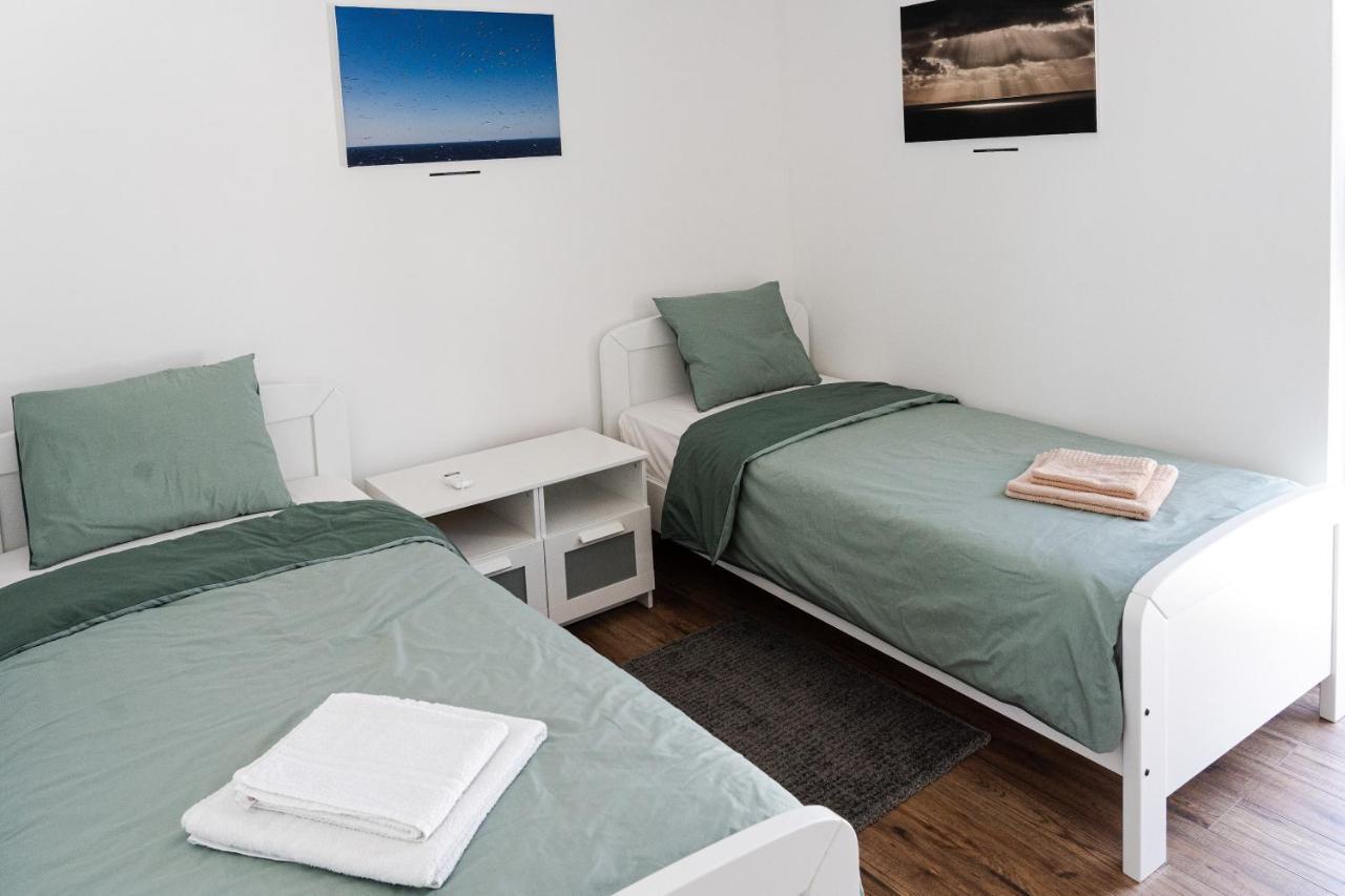 Station 22 - Brand New Apartment With A Terrace And Private Parking Vir Eksteriør bilde