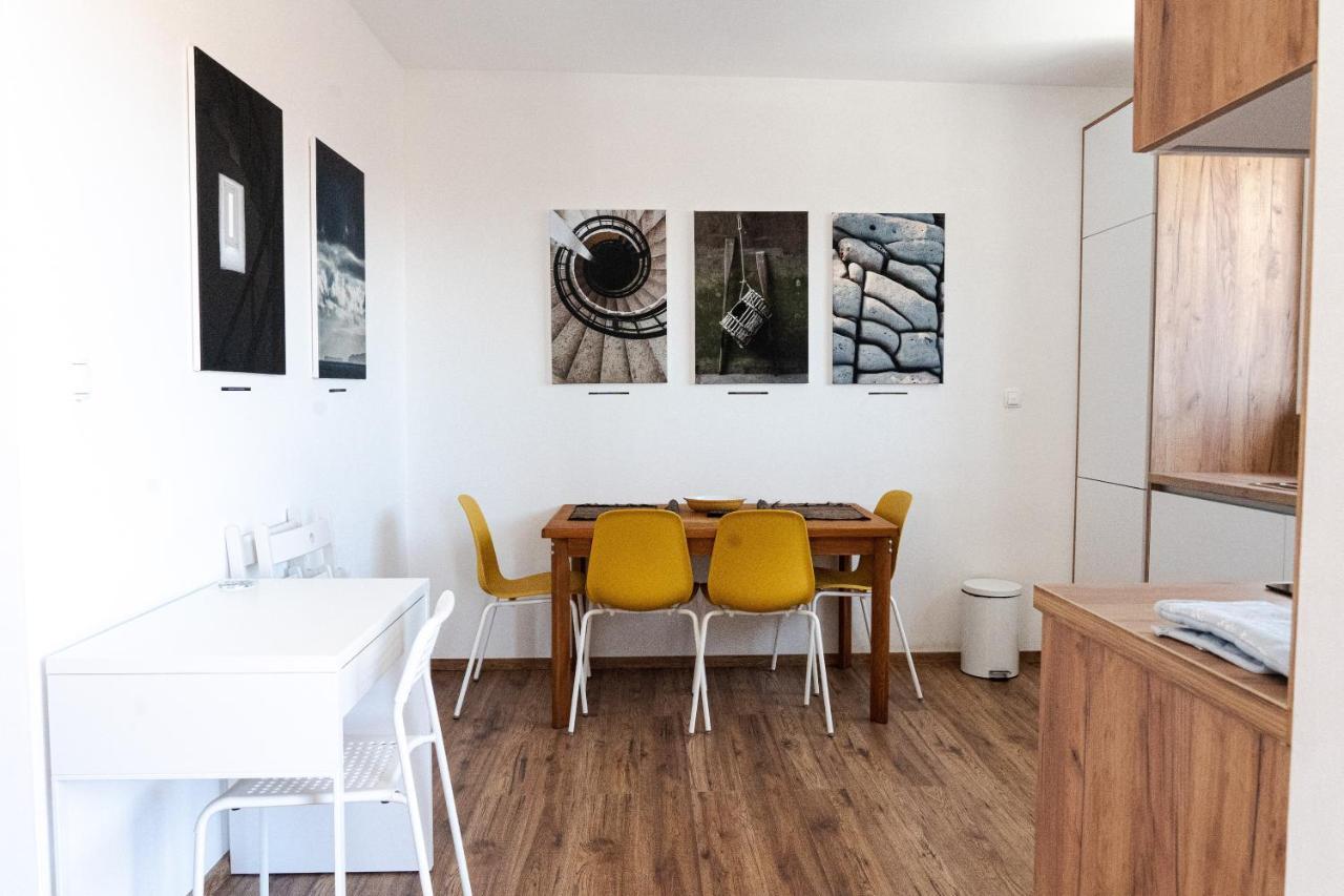 Station 22 - Brand New Apartment With A Terrace And Private Parking Vir Eksteriør bilde
